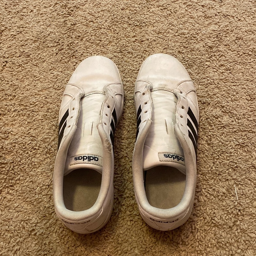 Adidas Sneakers